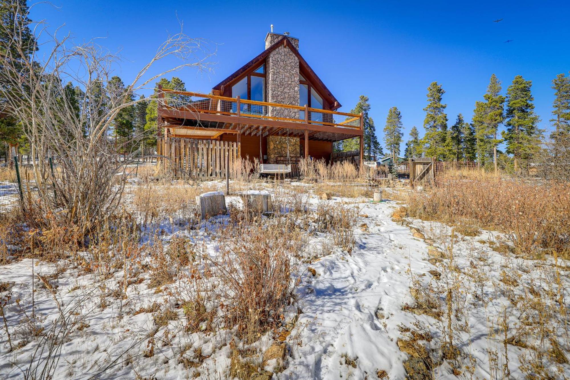 Spacious Black Hawk Home With Deck And Mountain Views! Exterior photo