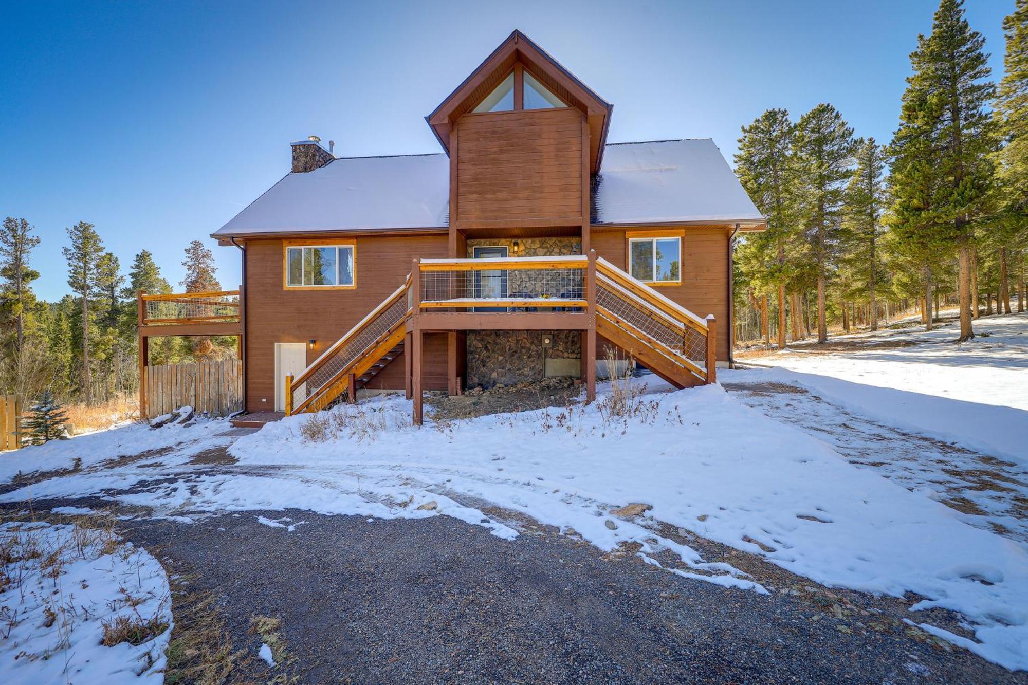 Spacious Black Hawk Home With Deck And Mountain Views! Exterior photo