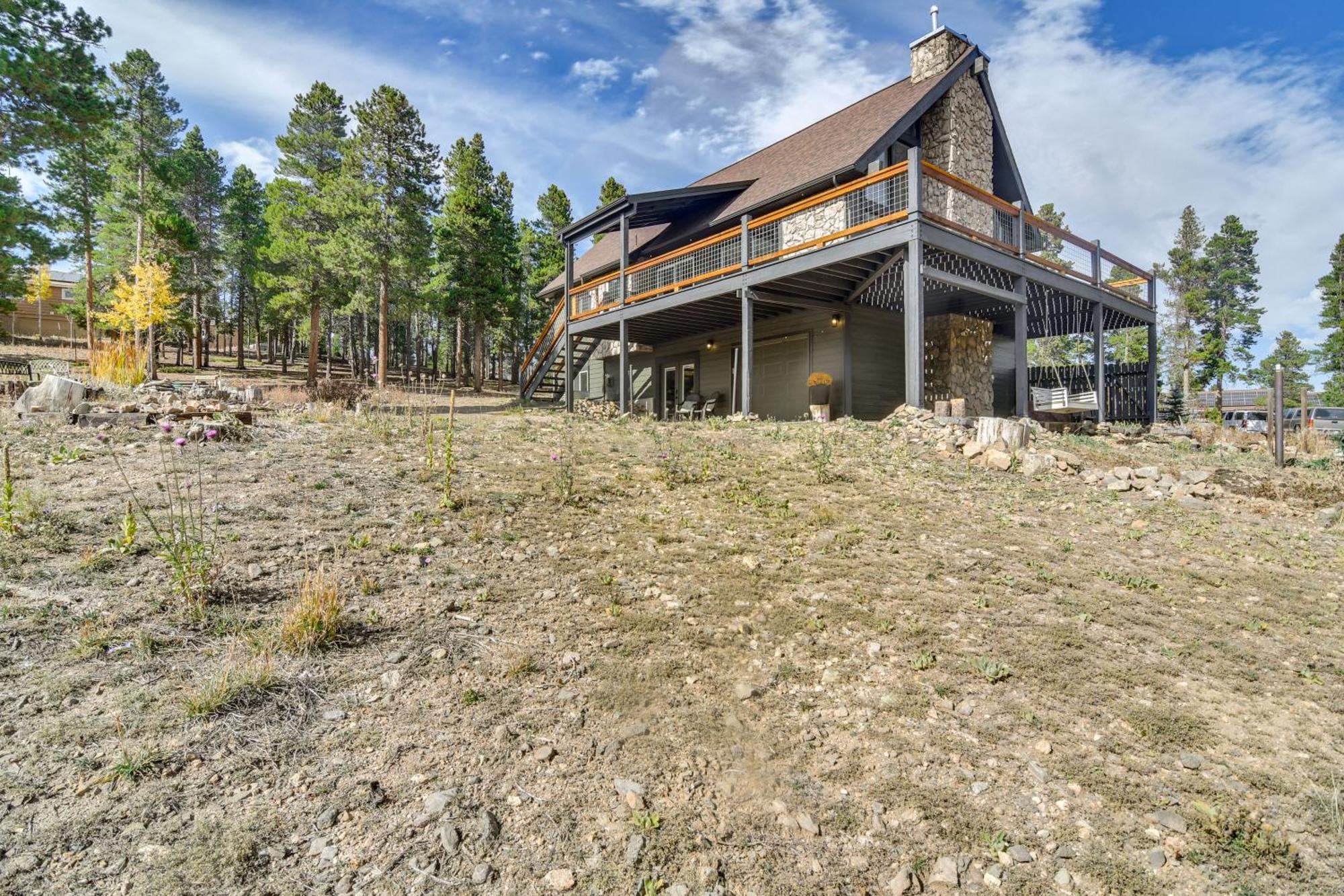 Spacious Black Hawk Home With Deck And Mountain Views! Exterior photo